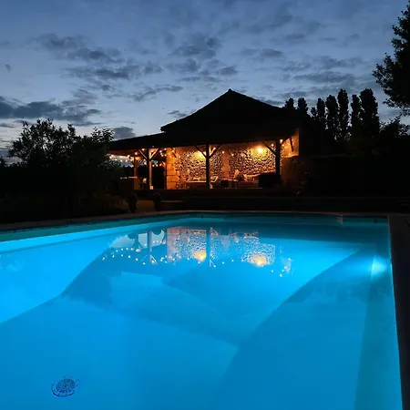 Boutique Bed & Breakfast Villamblard