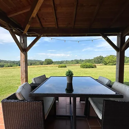 Boutique 4* Villamblard